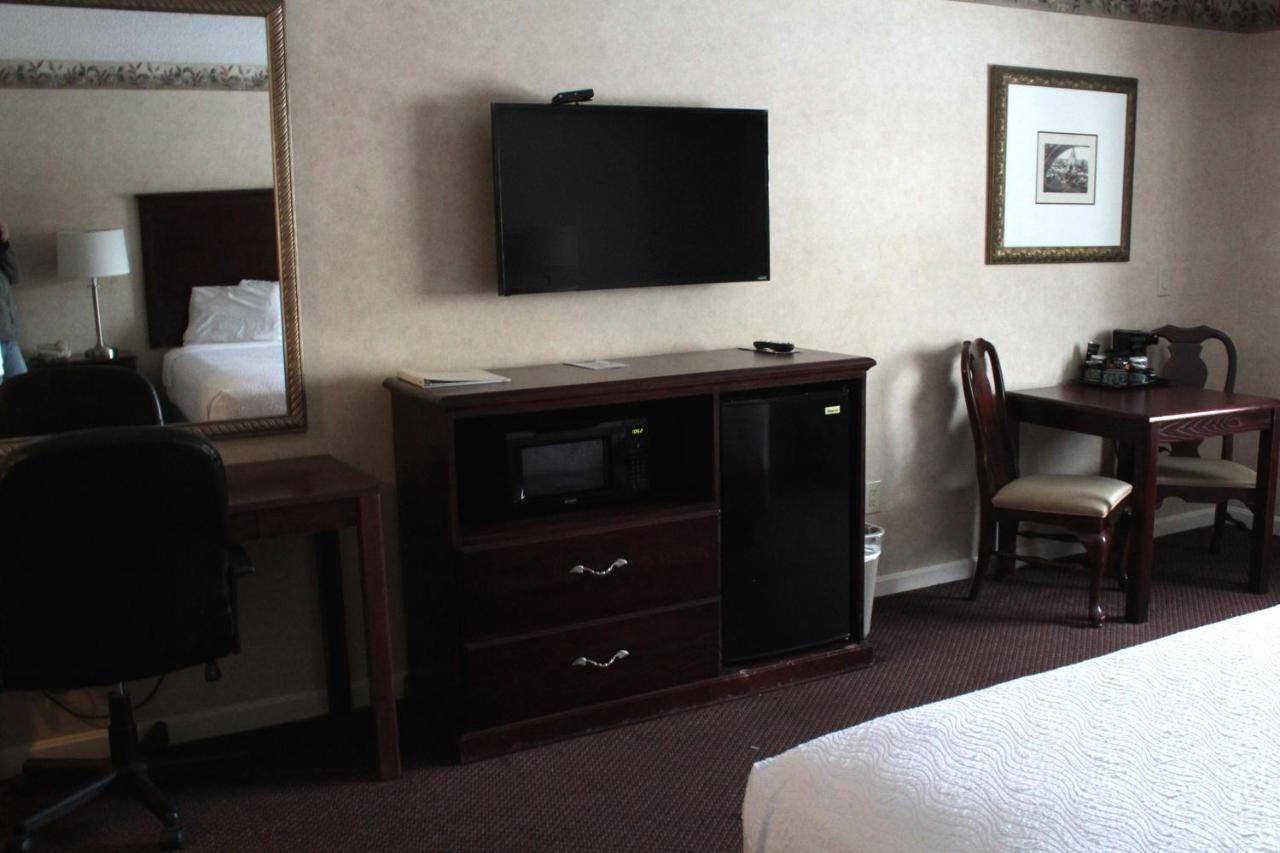 Shiretown Inn & Suites Houlton Eksteriør billede