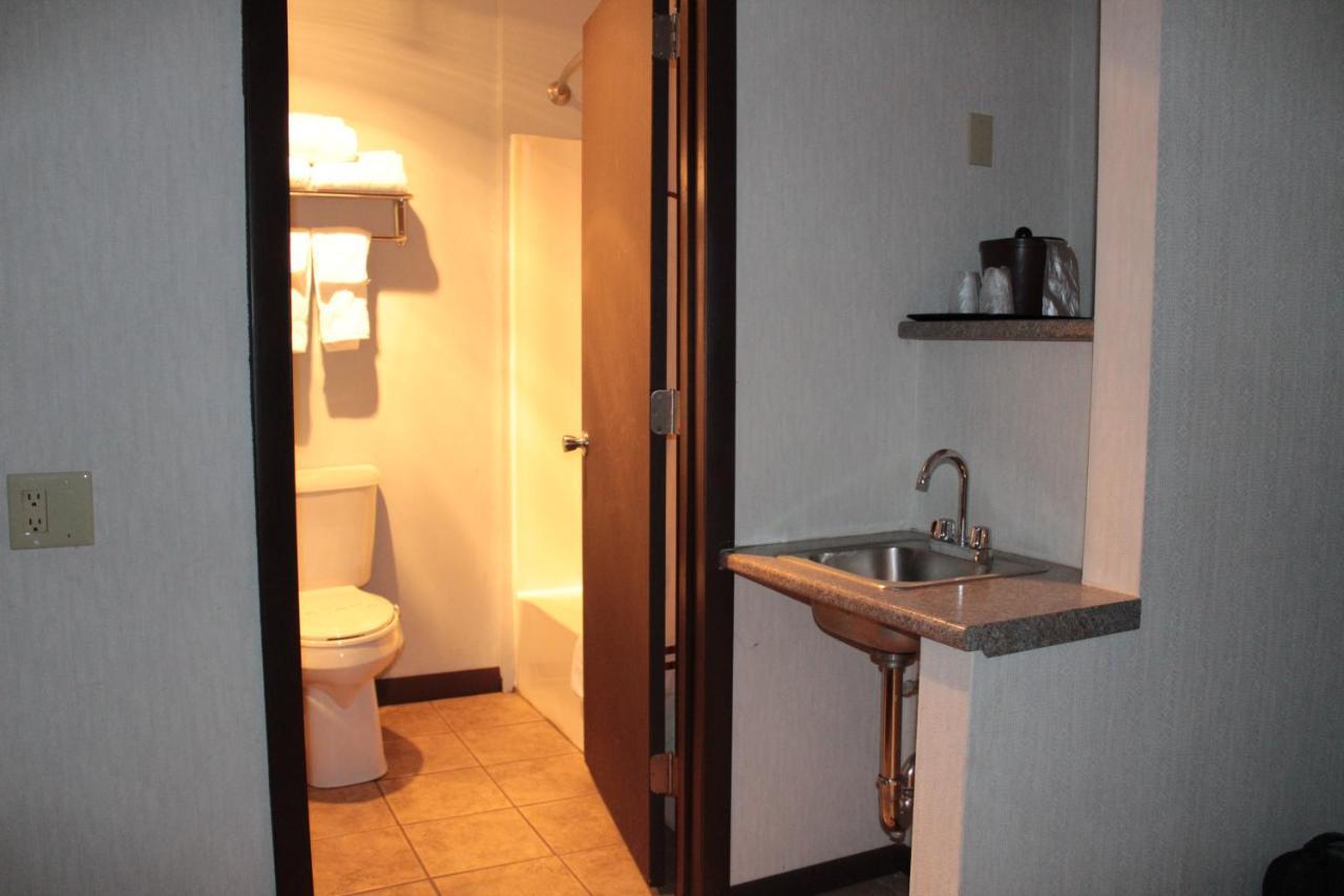 Shiretown Inn & Suites Houlton Eksteriør billede
